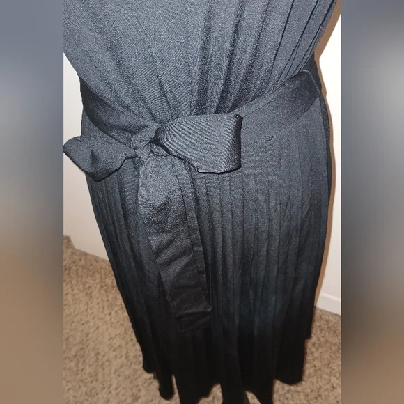 New LOFT Elegant Black Sleeveless Dress M - Picture 2 of 6